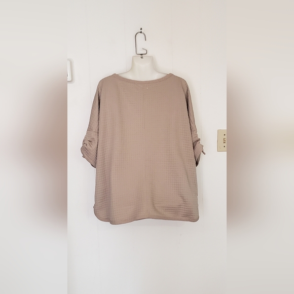 Max Studio Waffle Knit Top - Picture 5 of 8